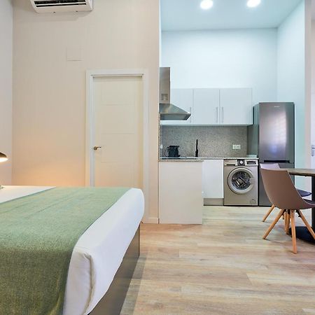 Del Parque Flats Estudio Capuchinos Málaga Eksteriør billede
